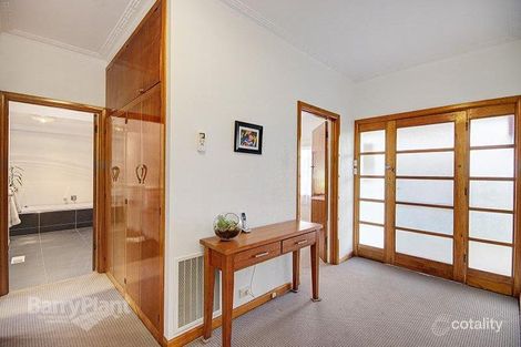 Property photo of 1 Mann Street East Geelong VIC 3219
