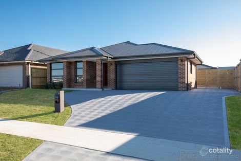 Property photo of 47 Billabong Parade Chisholm NSW 2322