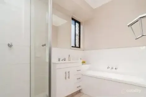 Property photo of 11 Highcliff Crescent North Lakes QLD 4509