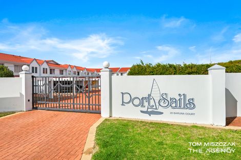 Property photo of 3 Baruna Court Halls Head WA 6210