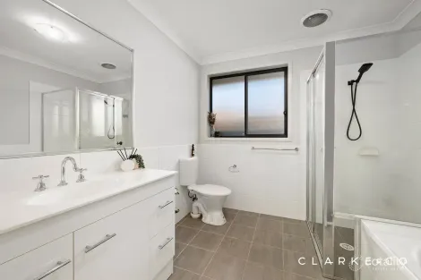 Property photo of 24 Shalistan Street Cliftleigh NSW 2321