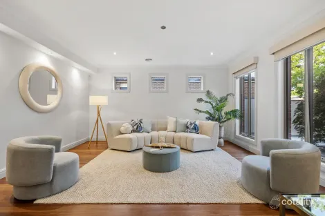 Property photo of 90 Hillcrest Drive Hillside VIC 3037