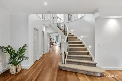 Property photo of 90 Hillcrest Drive Hillside VIC 3037