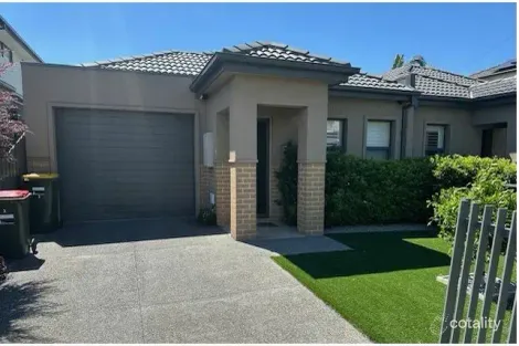 2 Neal St, Keilor East, VIC 3033