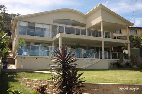 Property photo of 18 Marine Drive Forster NSW 2428