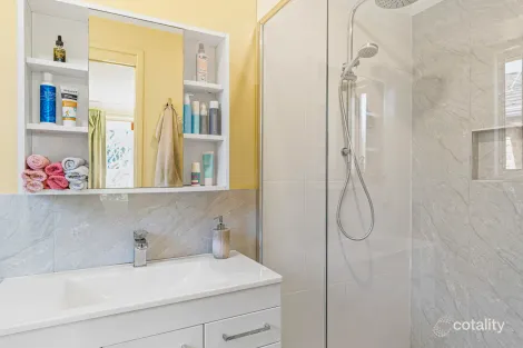 Property photo of 29 Rembrae Drive Green Point NSW 2251