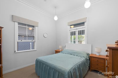 Property photo of 34 Geelong Street East Brisbane QLD 4169