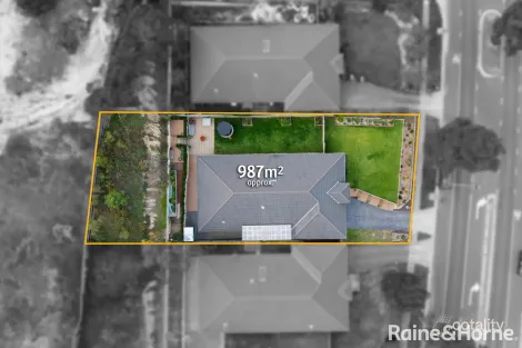 Property photo of 144 Phillip Drive Sunbury VIC 3429