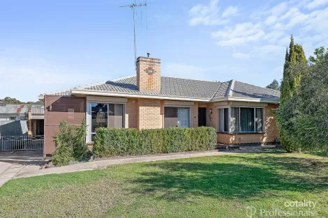 Property photo of 6 Gillies Street Maryborough VIC 3465