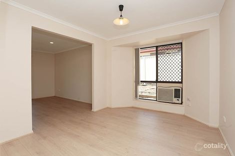 Property photo of 32 Staydar Crescent Meadowbrook QLD 4131