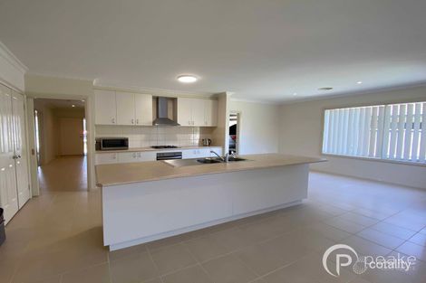 Property photo of 17 Atkinson Drive Berwick VIC 3806