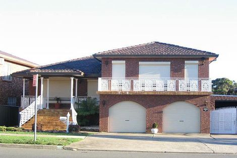 Property photo of 35 Humphries Road Wakeley NSW 2176