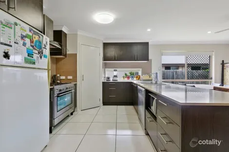 Property photo of 64 Sandhurst Crescent Peregian Springs QLD 4573