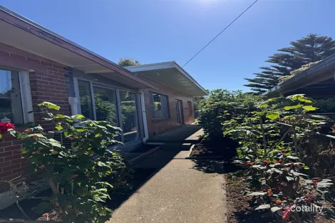 6 Browns Lane, Penguin, TAS 7316