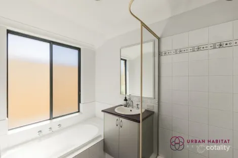 Property photo of 9 Featherstone Road Orelia WA 6167