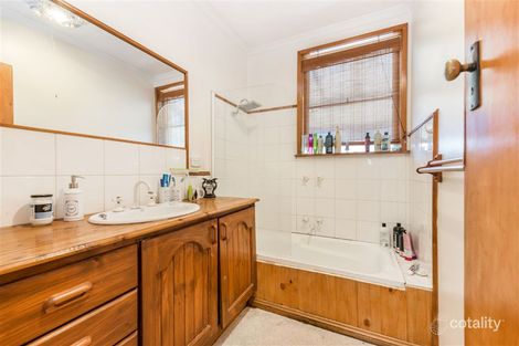 Property photo of 12 Georgia Grove Corio VIC 3214