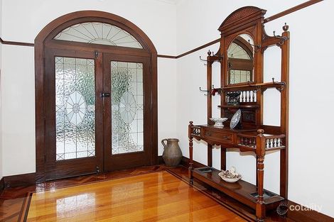 Property photo of 21 Lucknow Street Travancore VIC 3032