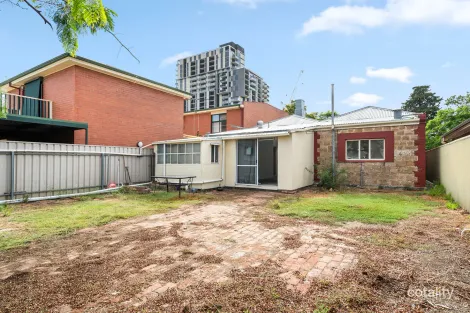 Property photo of 15 Whitmore Square Adelaide SA 5000