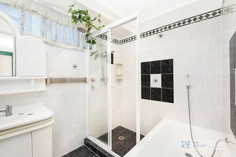 Property photo of 9 Crozier Street Eagle Vale NSW 2558