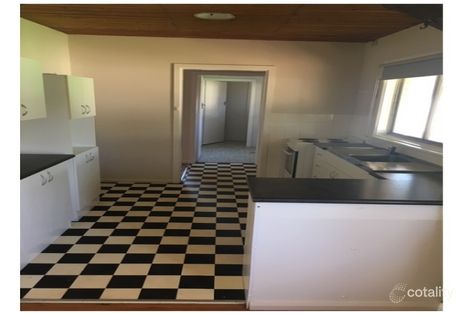 Property photo of 5 Roycox Crescent Dubbo NSW 2830