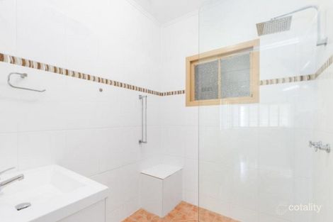 Property photo of 5 Spencer Street The Range QLD 4700