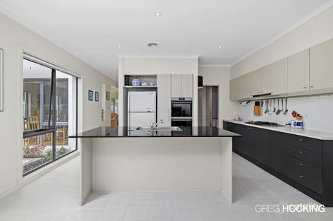 Property photo of 32 Carnoustie Parade Heatherton VIC 3202