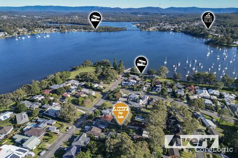 Property photo of 57 Middle Point Road Bolton Point NSW 2283