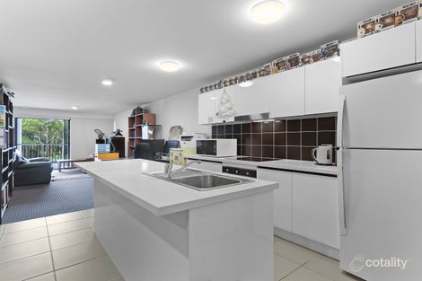 Property photo of 18/10-12 High Street Sippy Downs QLD 4556