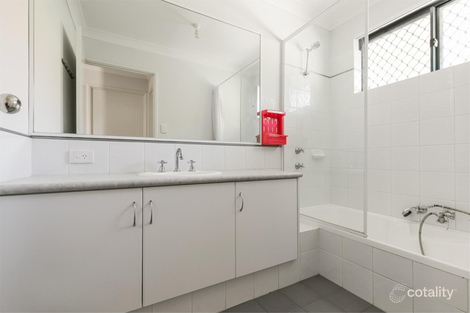 Property photo of 30 Beard Place Queens Park WA 6107