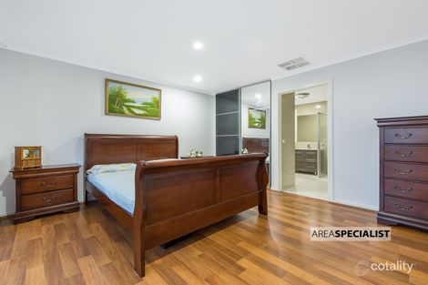 Property photo of 31 Josephine Avenue Cranbourne North VIC 3977