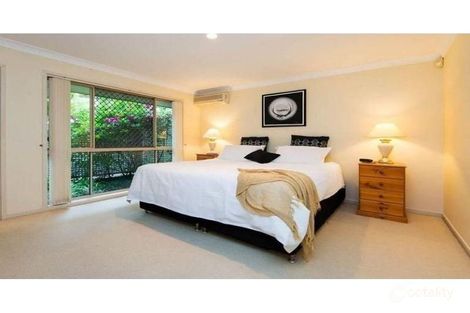 Property photo of 58 Amersham Crescent Carindale QLD 4152