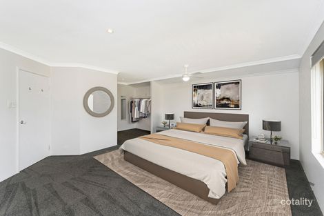 Property photo of 51 Casuarina Drive Halls Head WA 6210