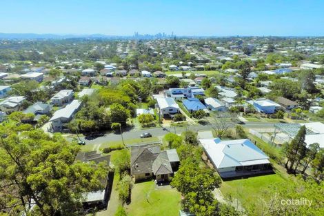 26 Palm Ave, Holland Park West, QLD 4121