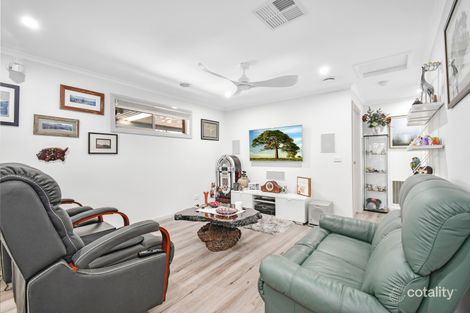 Property photo of 19 Grevillea Place Pakenham VIC 3810