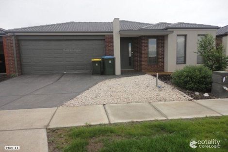 Property photo of 21 St Martins Boulevard Truganina VIC 3029