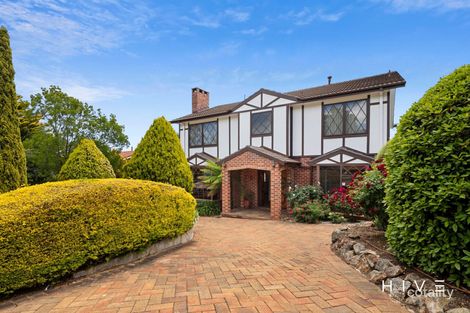 9 WHITTY CRES, ISAACS, ACT 2607