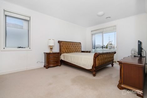 Property photo of 8 Queensberry Circuit Mulgrave VIC 3170