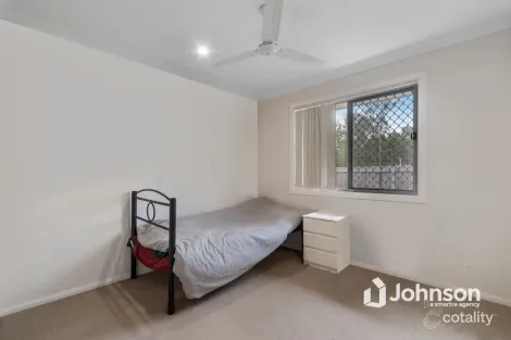 Property photo of 17 Arif Place Heritage Park QLD 4118