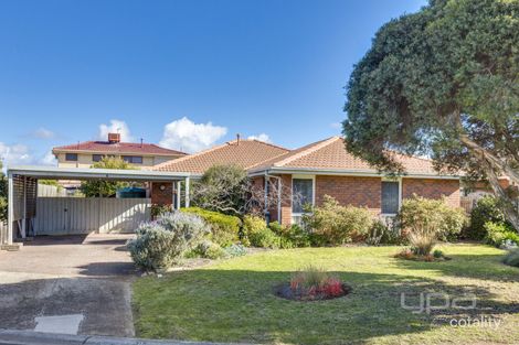 Property photo of 8 Settler Court Werribee VIC 3030