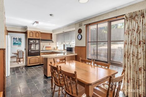 Property photo of 34 Dunbarton Drive Eltham North VIC 3095