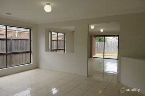 Property photo of 17 Markbeech Crescent Officer VIC 3809