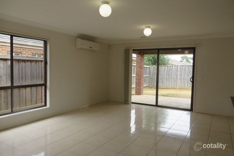 Property photo of 17 Markbeech Crescent Officer VIC 3809