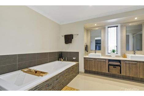 Property photo of 24 Rippleside Drive Torquay VIC 3228