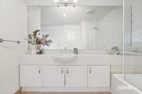Property photo of 27/88 Wells Street Southbank VIC 3006