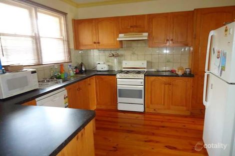 Property photo of 5 Lachlan Street Warrnambool VIC 3280