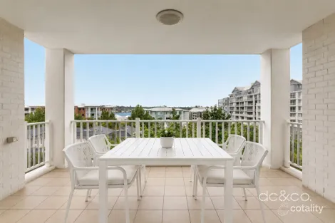 Property photo of 40/1 Juniper Drive Breakfast Point NSW 2137