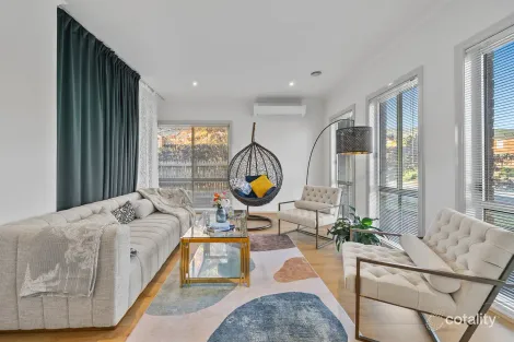 Property photo of 50 Jade Way Hillside VIC 3037