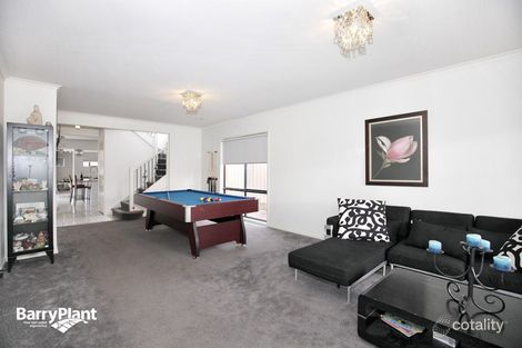 Property photo of 9 Pine Valley Rise Craigieburn VIC 3064