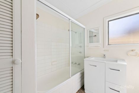 Property photo of 19 Kalani Street Budgewoi NSW 2262
