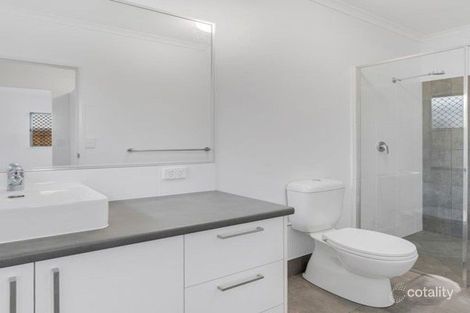 Property photo of 37 Tiller Circuit Trinity Beach QLD 4879